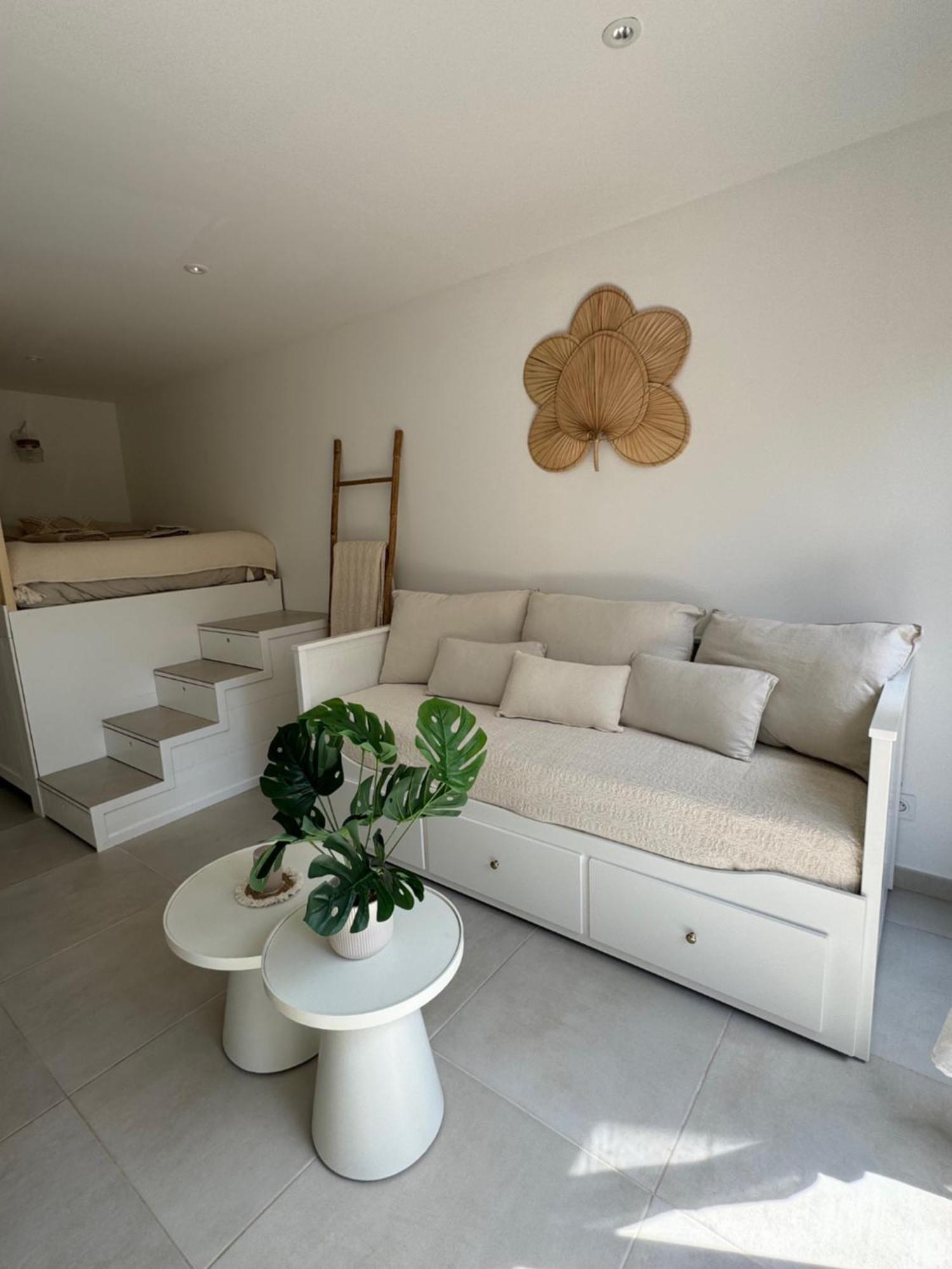 Apartamento Chez Timmaflo Fréjus Exterior foto