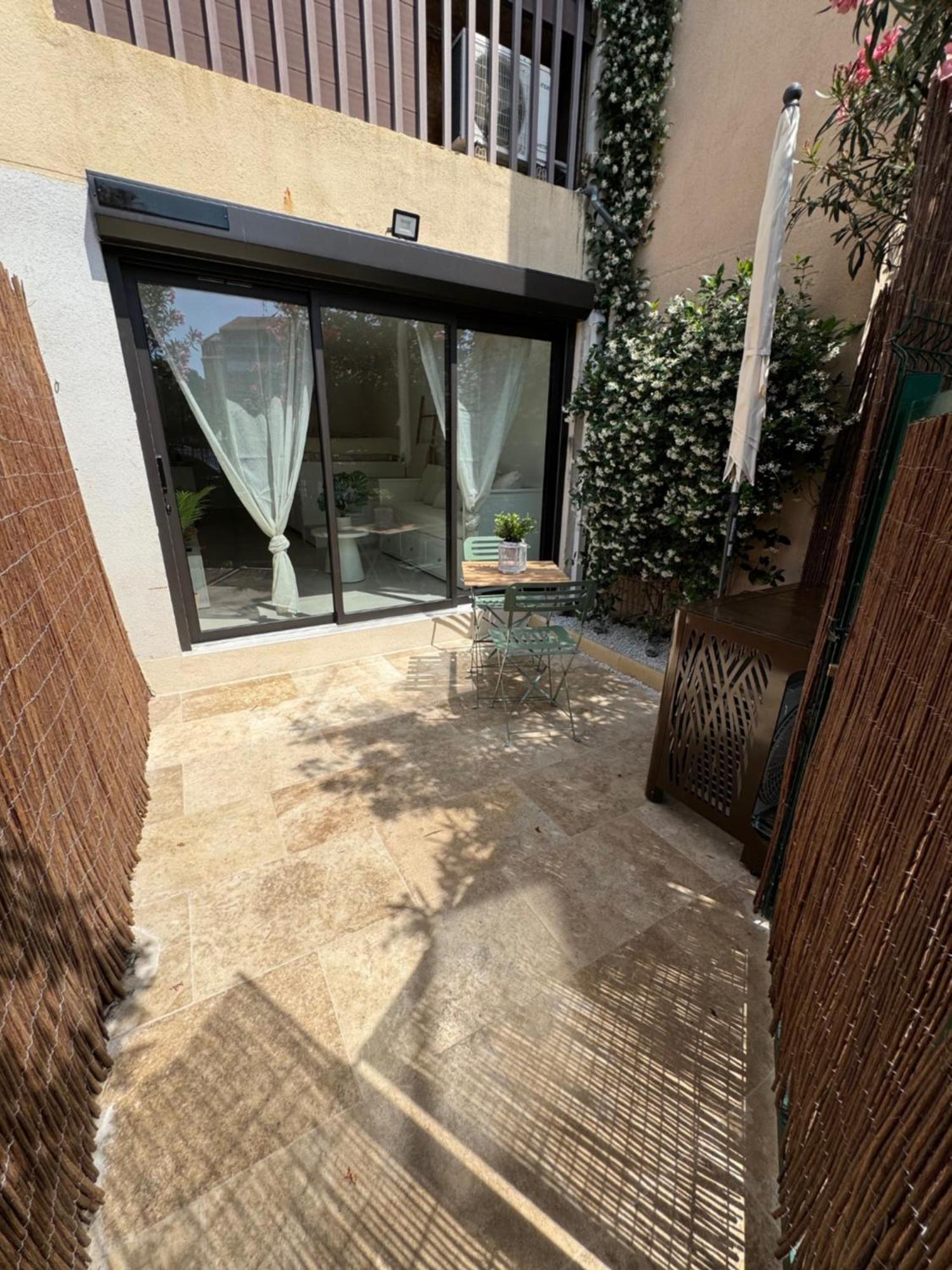 Apartamento Chez Timmaflo Fréjus Exterior foto